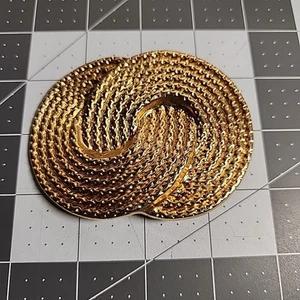 Women's Vintage NAN LEWIS Entwined Circles Gold Tone Metal Belt Buckle - Picture 1 of 4