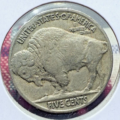 1936-P Curved Clip Mint Error 5¢ Buffalo Nickel Clipped Planchet SP5912 - Image 1 of 2