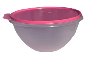 Tupperware Wonderlier 7.75 Cup SHEER Bowl with PINK Butterfly Lid Y Seal - Picture 1 of 4