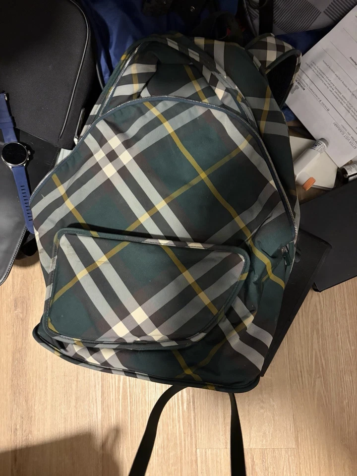 Mochila Burberry para hombre 15,3 x 8,3 x 18,1 pulgadas Foto 1 de 1