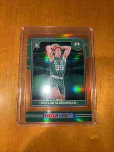 2024-25 Panini NBA Hoops Rookie Baylor Scheierman #260 Premium Orange Prizm /199 - Bild 1 von 3