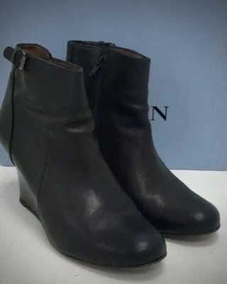 Lanvin Wedge Heels Bootie In Navy  Sheepskin Leather Size UK 6 EU 39 RRP £450 - Image 1 of 4