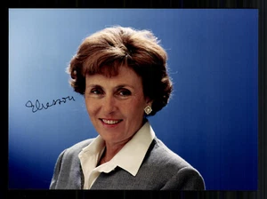 Edith Cresson Primera Ministra de Francia 1991 Original Firmado + G 42322 - Imagen 1 de 2