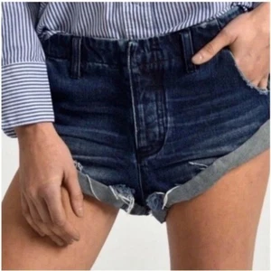 Nuevo con etiquetas Pantalones Cortos One Teaspoon Sailors tiro bajo calce relajado lavado oscuro talla 26 - Imagen 1 de 11