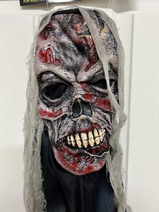 Máscara esqueleto calavera Totally Ghoul Crypt Creatures BioZombie con capucha de gasa de sudario - Imagen 1 de 5