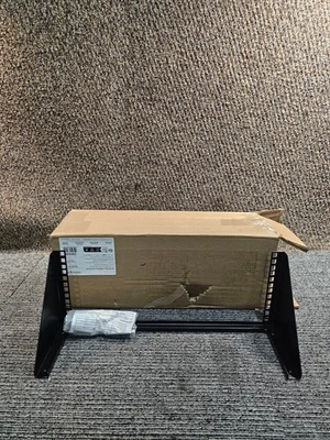 StarTech.com RK419WALLV 4U 19 in Steel Vertical Wall Mount Equipment Rack Bracke - Image 1 of 4