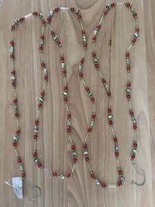 CWI Collection Christmas Red And green Balls With Silver Accent beads GARLAND - Picture 1 of 7