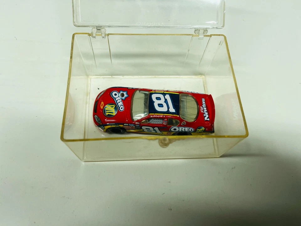 Coche diecast Dale Earnhardt Jr. escala 1:64 de Winners Circle 81 Oreo Foto 1 de 1