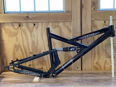 Cuadro de MTB Titus Loco Moto suspensión completa 26 pulgadas Fox Float pequeño de colección Foto 1 de 4