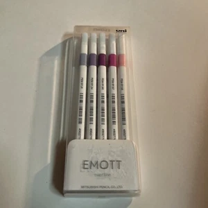 Plumas marcadoras uni EMOTT Fineliner, punta fina, 0,4 mm, colores florales, 5 unidades - Imagen 1 de 3