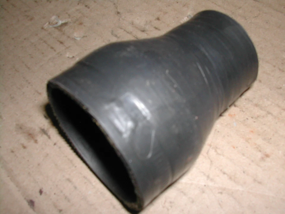 Manguera de conexión Land Rover Freelander 1 diésel, 96-2000, turbo a intercooler Foto 1 de 1