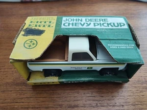 Vintage NIB Ertl Chevy K10 4x4 John Deere Dealership Pickup Truck 1:25 - Picture 1 of 6