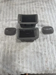 1994-1997 Mercury Cougar Thunderbird Dash Vent Set Ford Sc Lx Xr7 1995 1996 - Picture 1 of 10