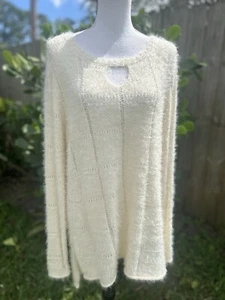 Democracy Tunic Sweater Size Large Fuzzy Cream Open Knit Soft Lightweight - Picture 1 of 7