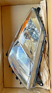 GENUINE TOYOTA HEADLAMP ASSEMBLY RH SIDE/PASSENGER SIDE - 81130-47070 - Picture 1 of 5