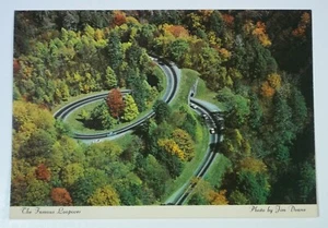 Der berühmte Loopover Great Smoky Mountains Nationalpark unbenutzt 4x6 Postkarte - Bild 1 von 2