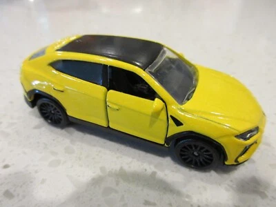 Majorette 兰博基尼 Urus 黄色独家颜色和设计压铸赛车 — 第 1/4 张图片