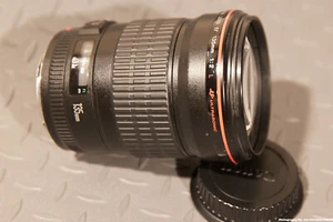 Canon EF 135mm F/2L USM Lens SN#201991 - Picture 1 of 3