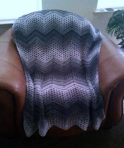 NEW HAND CROCHET RIPPLE SHADES OF GRAY MULTI AFGHAN LAP BLANKET THROW - Picture 1 of 5