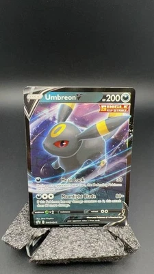 Umbreon V Promo SWSH: Sword & Shield Promo Cards SWSH203 NM Holo #15006 T - Image 1 of 2
