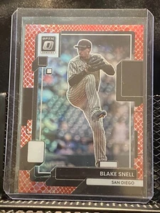 Blake Snell RC 2022 Donruss Optic Rated Rookie Red Dragon #56/99 Padres - Imagen 1 de 2