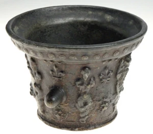 ORIGINALER MÖRSER BRONZE FRANKREICH LILIEN LÖWEN GROTESKEN HERMENBÜSTEN um 1600 - Picture 1 of 6