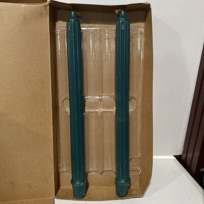 Partylite - 2 盒绿色晚餐锥形无香蜡烛 12 英寸,D3250 — 第 1/4 张图片