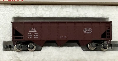 Con-Cor  N Scale 40‘ 3 Bay Hopper N. Y. C. - Image 1 of 4