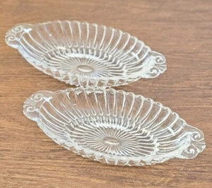 Vintage Klarglas Oval Süßigkeiten Schalen Lineares Muster mit Ansatz Griffe - Perfekt - Bild 1 von 2