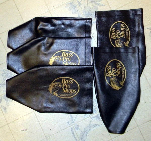 5 - Capas protetoras de vinil vintage para molinetes de pesca Bass Pro Shops - Usado - Imagem 1 de 1