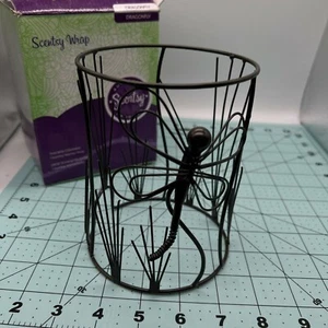 Scentsy Warmer WRAP Silhouette Metal Dragonfly Authentic Garden Grass Beautiful - Picture 1 of 5