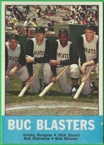 1963 TOPPS BUC BLASTERS BB CARD (ROBERTO CLEMENTE, STUART, BURGESS, SKINNER