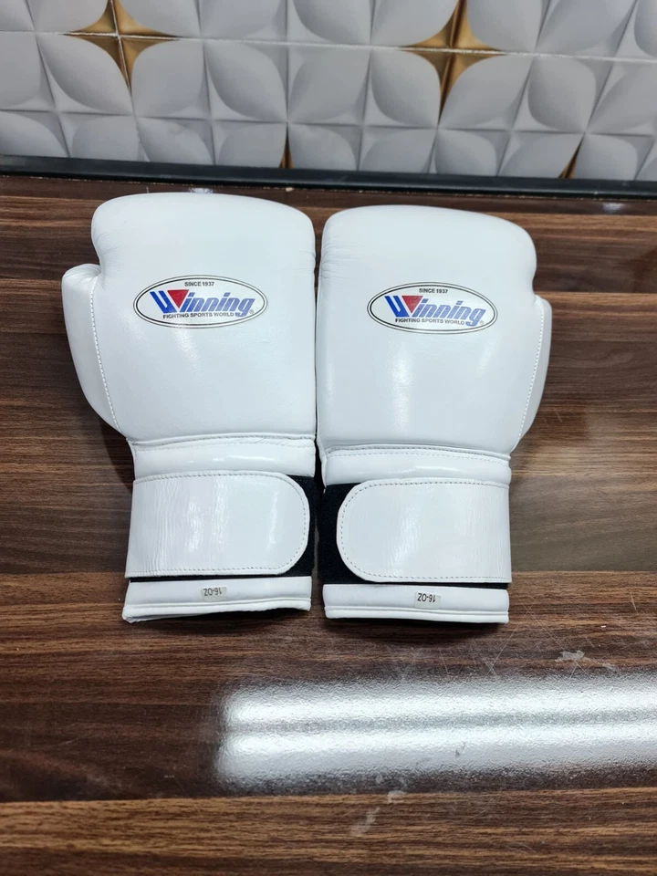 Winning boxing gloves 8oz-16oz white MS-600B strap type pro sparring gloves