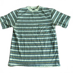 True Vintage 70s USA Made Green Blue Yellow Stripe Tee Pocket Single Stitch Sz M - Picture 1 of 7