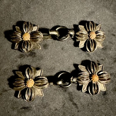 Cierre Cinturón Rana Tallada Flor Negra Baquelita Clásica Años 50 Vintage Cierre Foto 1 de 4