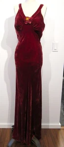 ANTICO ABITO VINTAGE ANNI 30 ROSSO TAGLIO SBIADITO SETA VELLUTO SCHIENA BASSA ABITO MED. GRANDE F7 - Foto 1 di 21