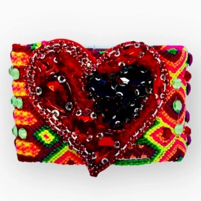Brazalete MadeUnik Reciclado Cuentas Bordado Amistad Trenzado Corazón Rojo Foto 1 de 4