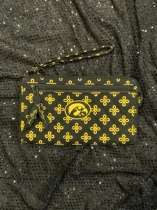 EUC Vera Bradley Black & Yellow Wristlet University of Iowa Hawkeyes Wallet - Picture 1 of 8