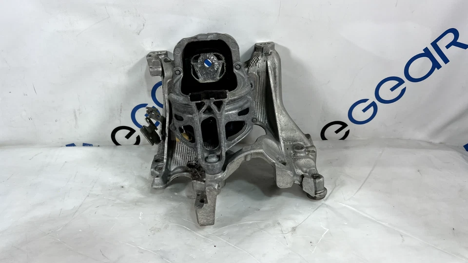 OEM 2018-23 AUDI A4 S4 A5 S5 RS5 Passenger Right Engine Mount Bracket 8W0399296E - Image 1 of 4