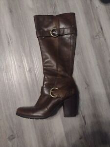 Born Boots Womens 8 Treddy Walnut Brown Leather Knee High Riding Buckle Zip Shoe