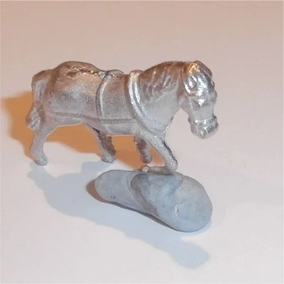 Matchbox Lesney Yesteryear 12a Horsedrawn Bus Horse Right Side - Image 1 of 4