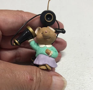 Hallmark Andenken Weihnachtsschmuck Freundschaft Hallo Hallo Maus 1999 - Bild 1 von 7