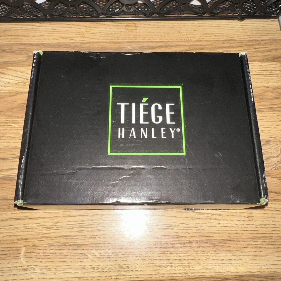 Sistema de cuidado de la piel para hombres Tiege Hanley nivel 1 lavado de rutina de cuidado de la piel para hombres AM PM Foto 1 de 3