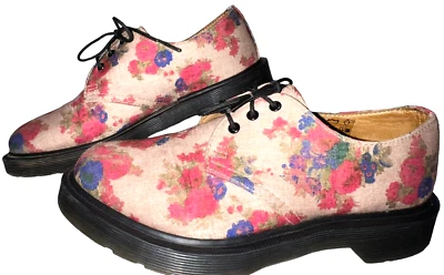 Dr. Martens Woman's Sz 7 15016 Floral Canvas Oxford Shoes Brown Vintage Bouquet - Image 1 of 4