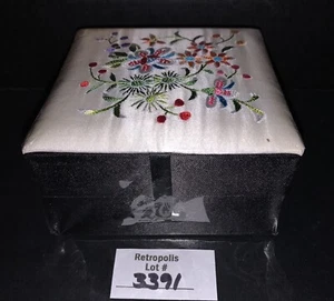 Floral Embroidery Fabric Jewelry Trinket Box New Open Package - Picture 1 of 6