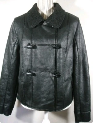 CHAQUETA ABRIGO Y2K FOREVER 21 NEGRA RIBETE PIEL SINTÉTICA TALLA MEDIANA  Foto 1 de 4