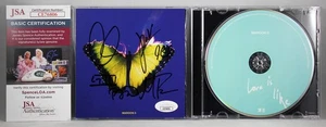 CD TARJETA DE ARTE LOVE IS LIKE FIRMADA BANDA MAROON 5 AUTOGRAFIADA POR ADAM LEVINE + CERTIFICADO DE AUTENTICIDAD JSA - Imagen 1 de 1