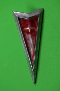 1973 Pontiac Bonneville Catalina Safari Kühlergrill Emblem 488404 - Bild 1 von 3