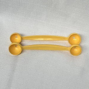 Lot of 2 Vintage Tupperware Melon Fruit Baller Cookie Dough Scoop Yellow - Picture 1 of 1