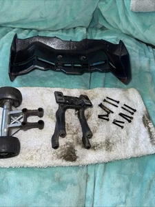 Arrma Kraton 1/5 8s EXB BLX Black Rear Wing W/ Wheelie Bar - Picture 1 of 5